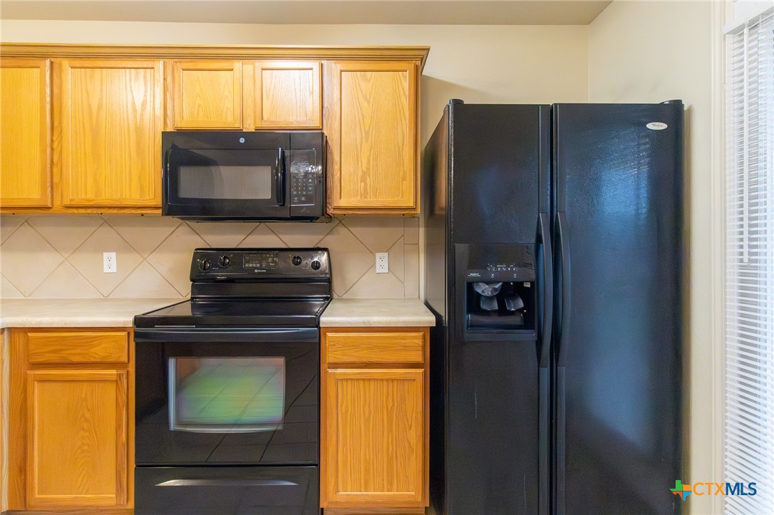 2203 Maedell Drive Property Photo 9