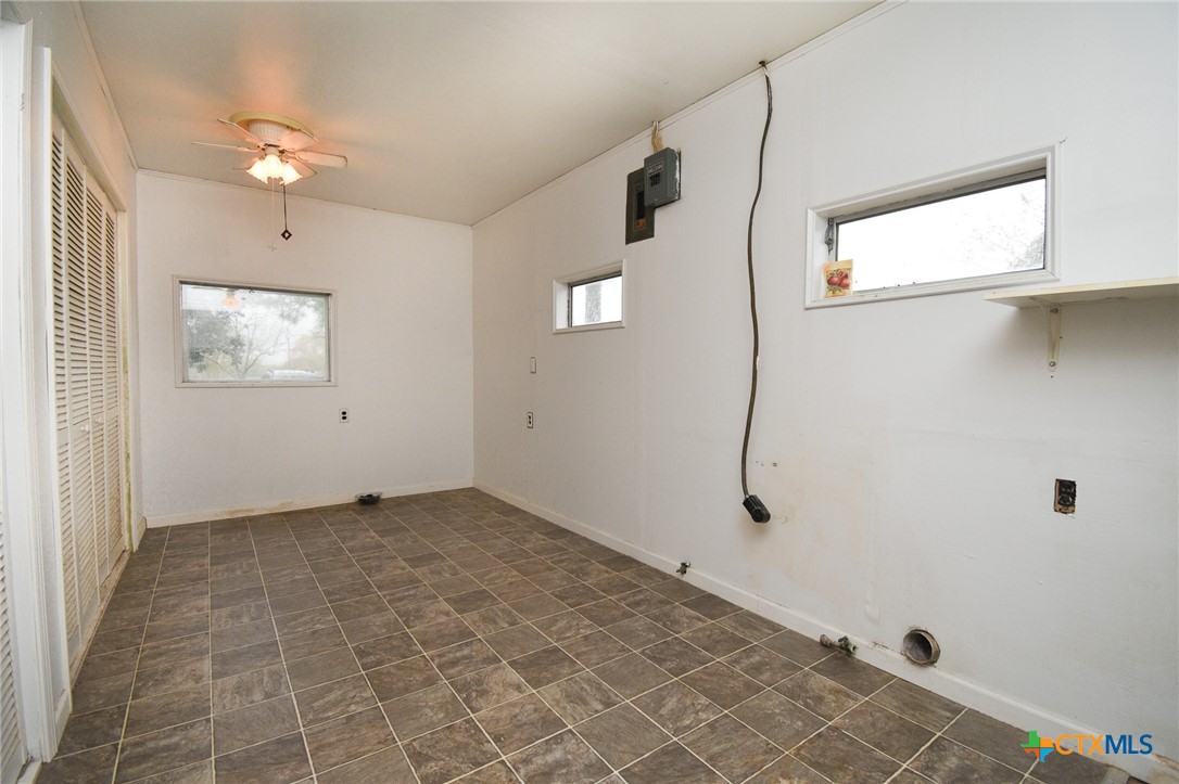 127 S Mesquite Drive Property Photo 21
