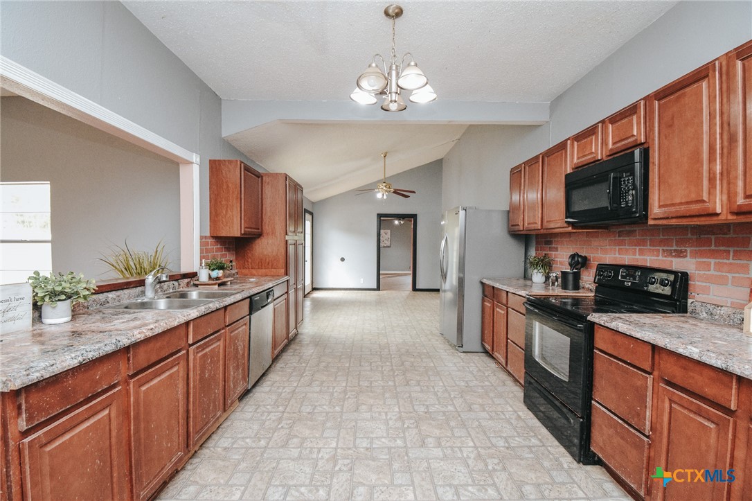 207 Coletoville Road Property Photo 9
