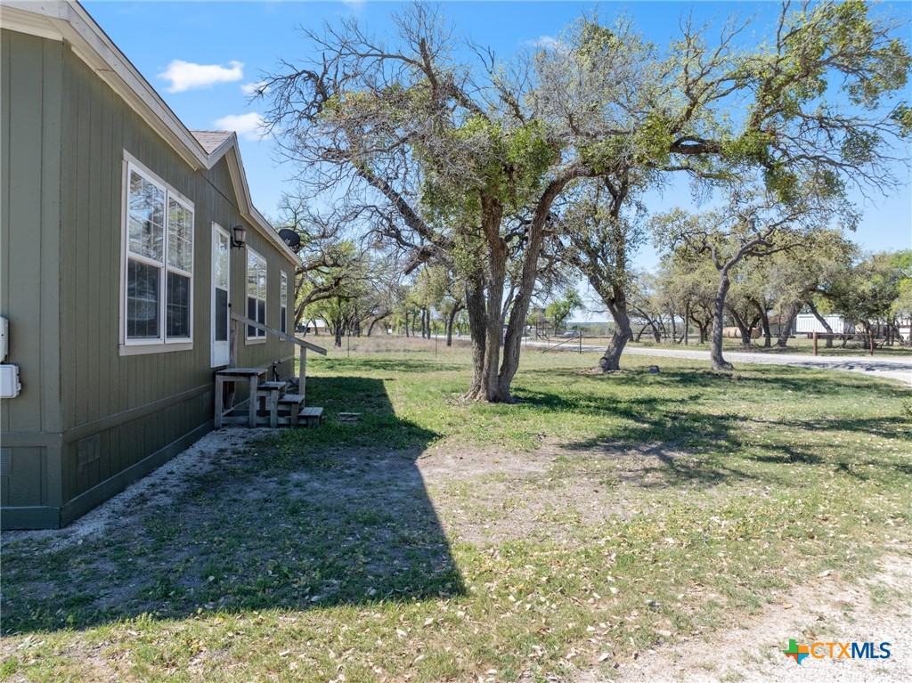 996 County Road 421 Property Photo 16