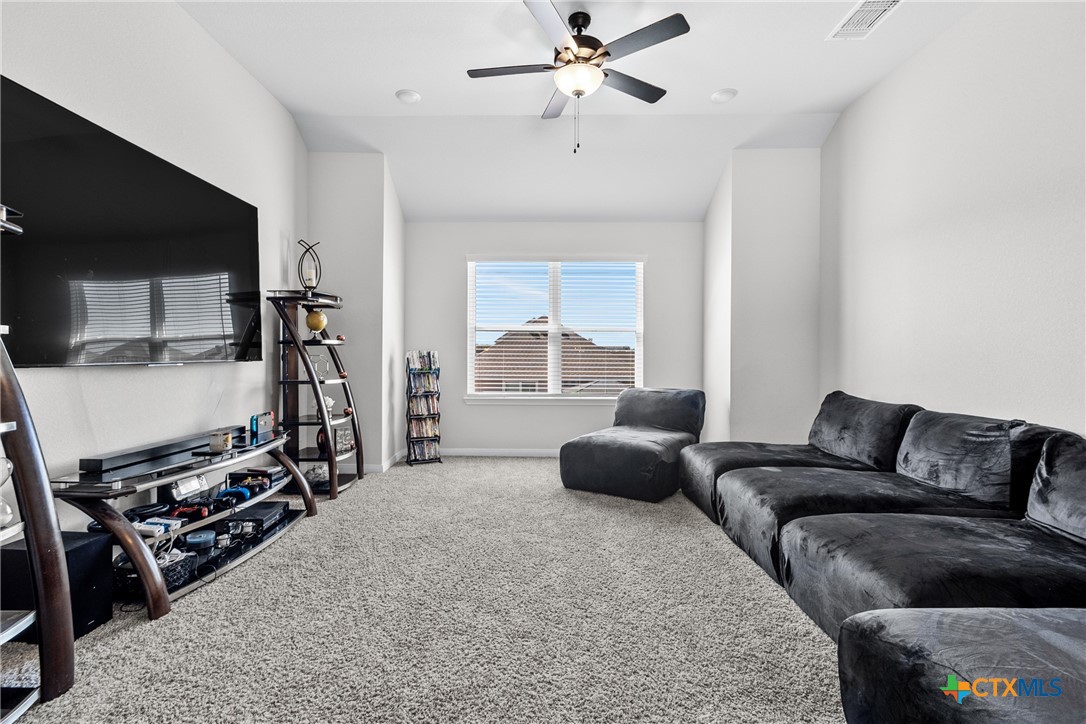6306 Golden Gate Drive Property Photo 19