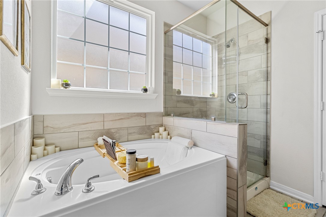6306 Golden Gate Drive Property Photo 32