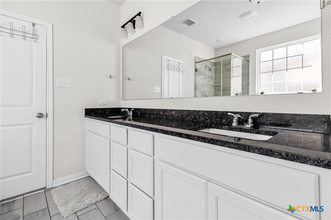 6306 Golden Gate Drive Property Photo 35