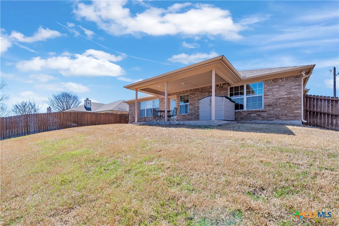 2204 Walker Place Boulevard Property Photo 3