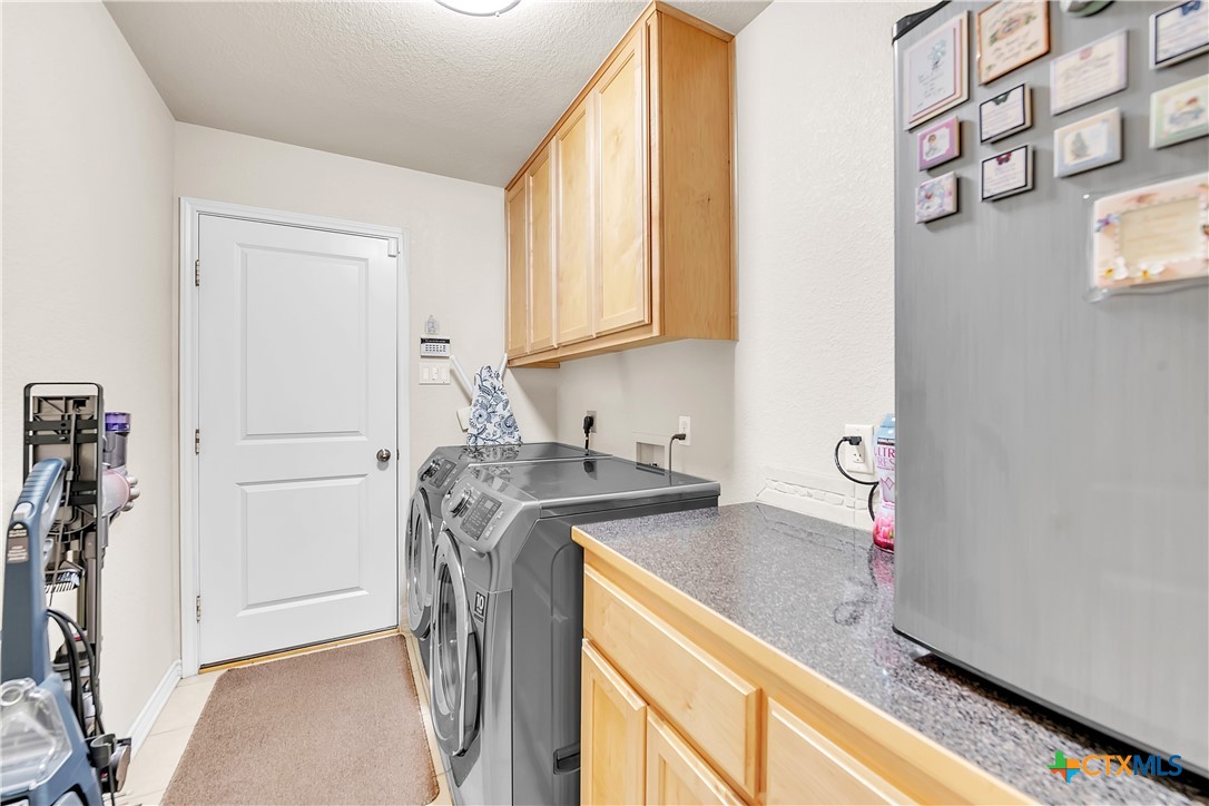 2204 Walker Place Boulevard Property Photo 7
