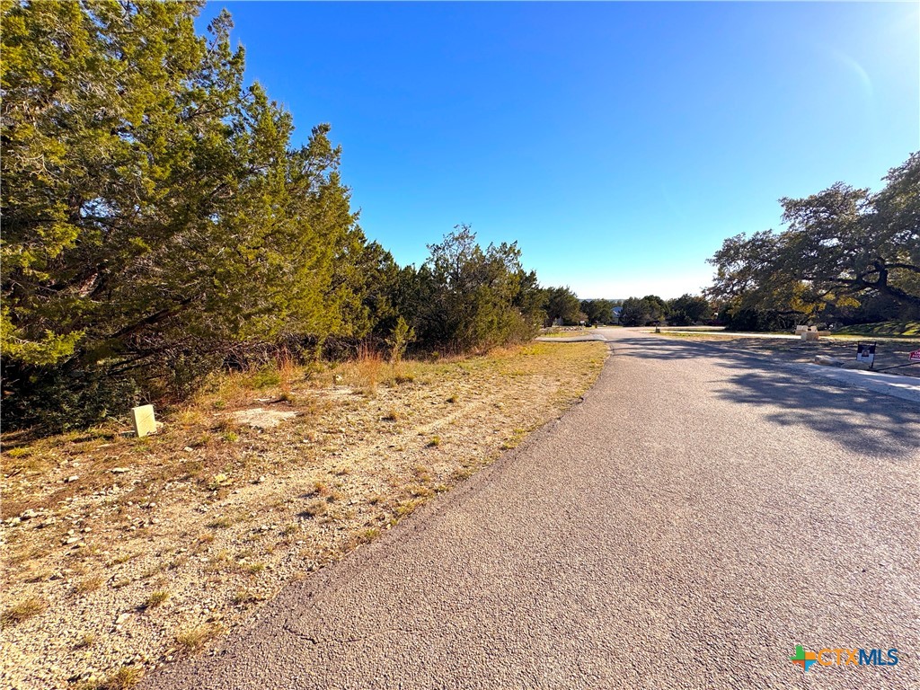 1100 Diamondhead Drive Property Photo 5
