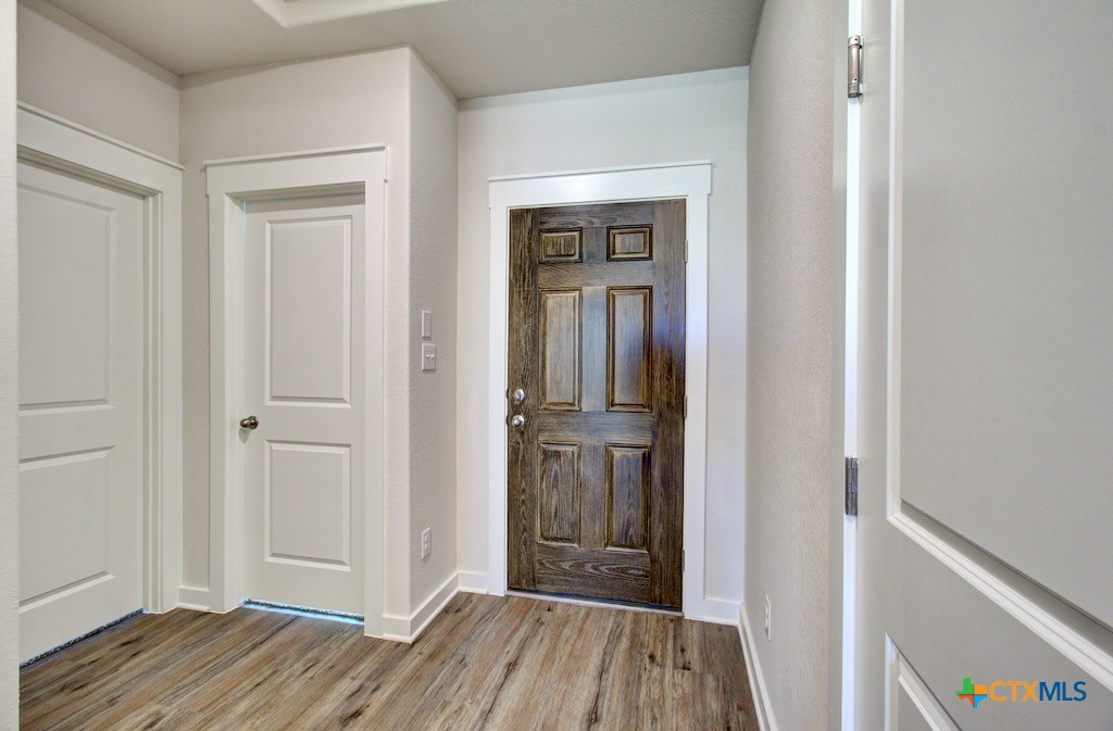 985 Gray Cloud Drive Property Photo 1