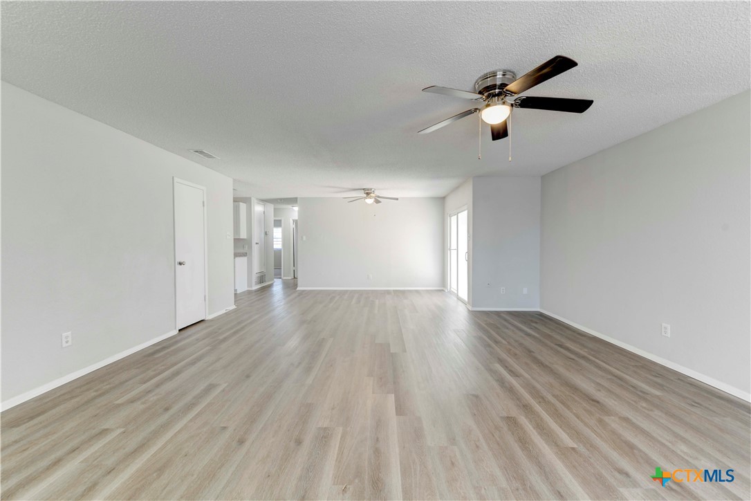 3603 People Circle Property Photo 2