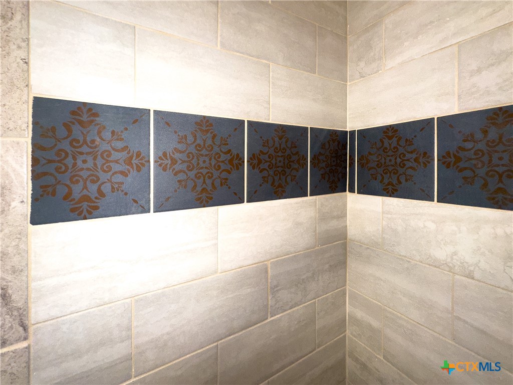 2414 Westcliff Road Property Photo 33