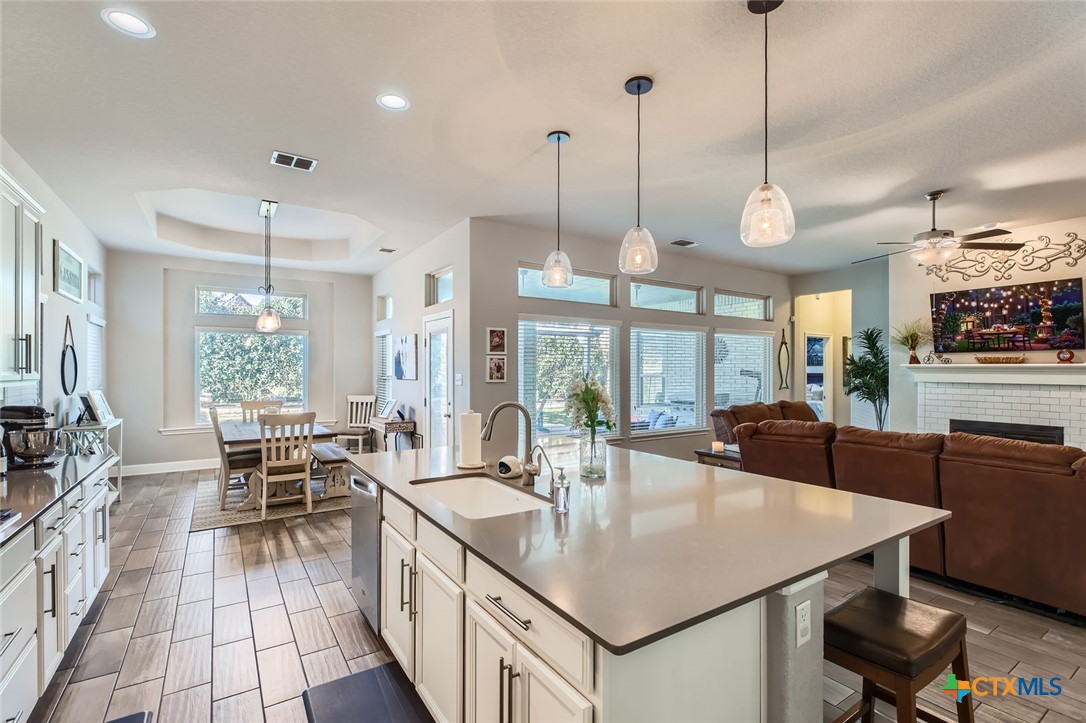 1087 Boulder Run Property Photo 11