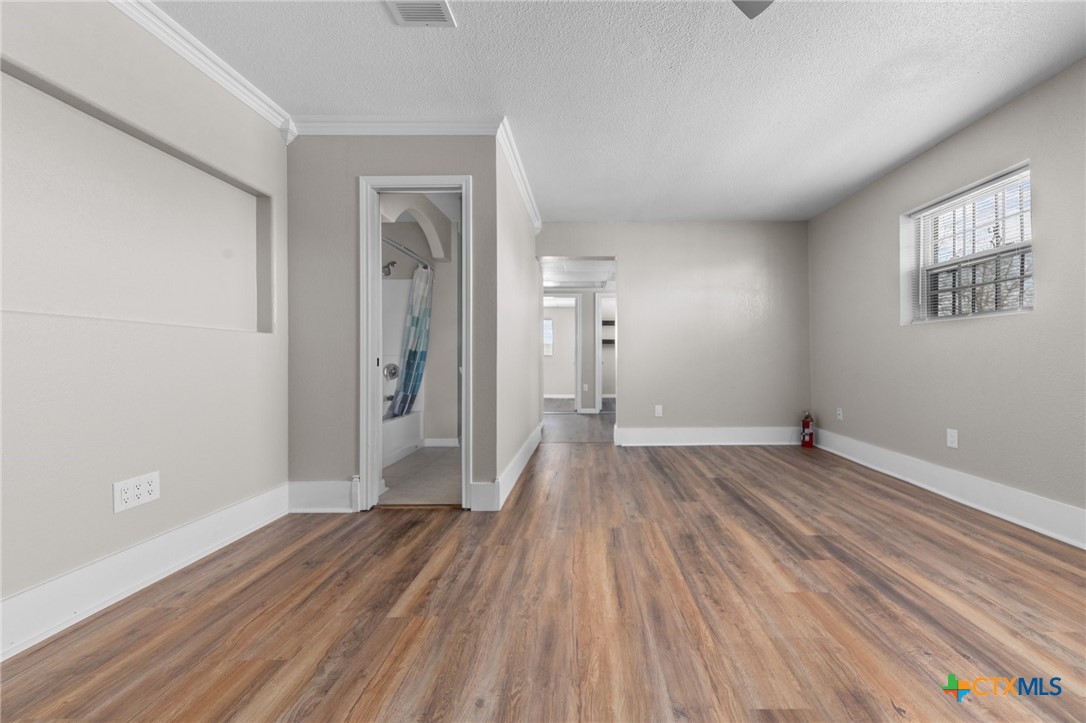 210 W Dunn Avenue Property Photo 7