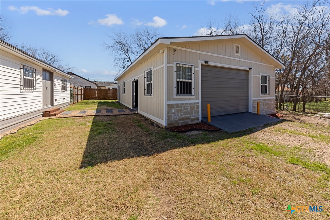 210 W Dunn Avenue Property Photo 33