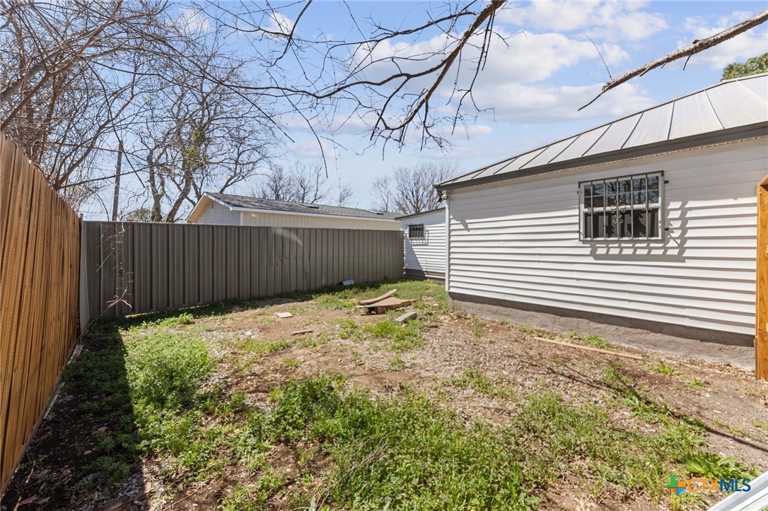 210 W Dunn Avenue Property Photo 37