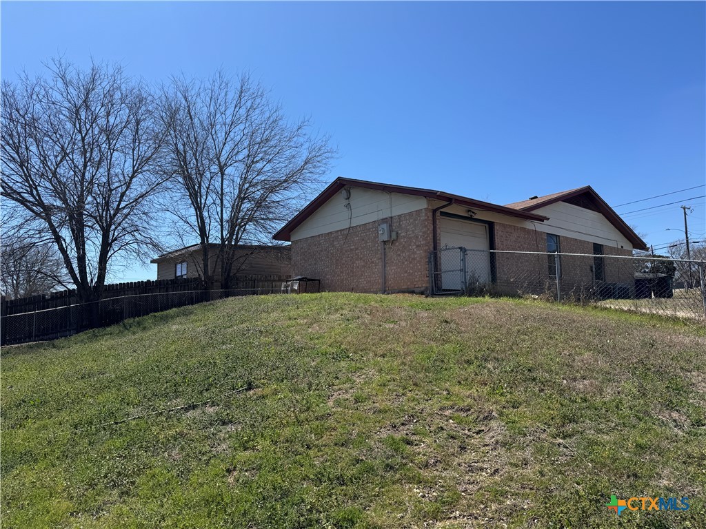 1801 S Fm 116 Property Photo 5