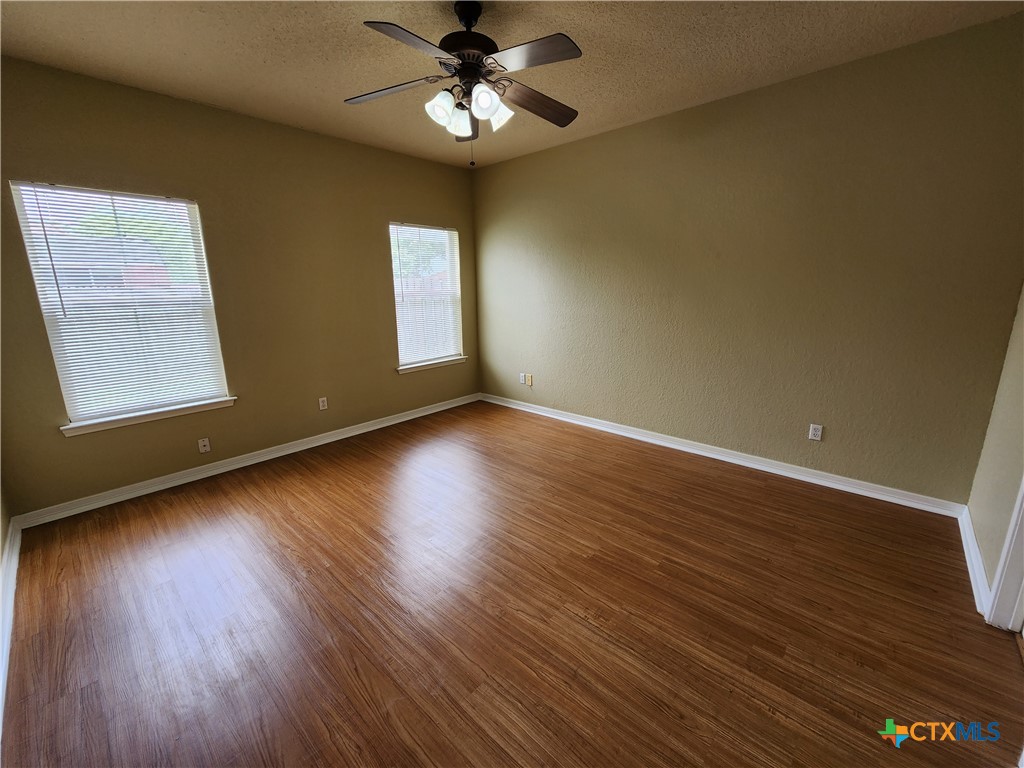 3029 Green Mountain Drive Property Photo 8