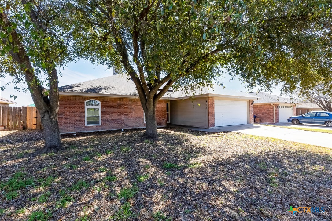 4309 Embers Drive Property Photo 3
