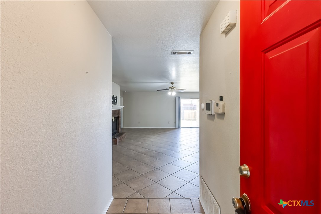 4309 Embers Drive Property Photo 4
