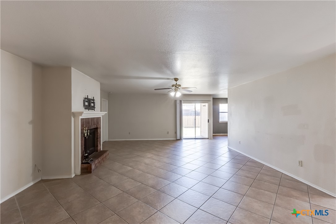 4309 Embers Drive Property Photo 5