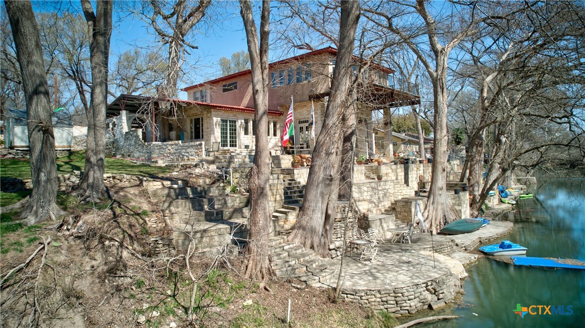 1684 Rocky River Property Photo 4