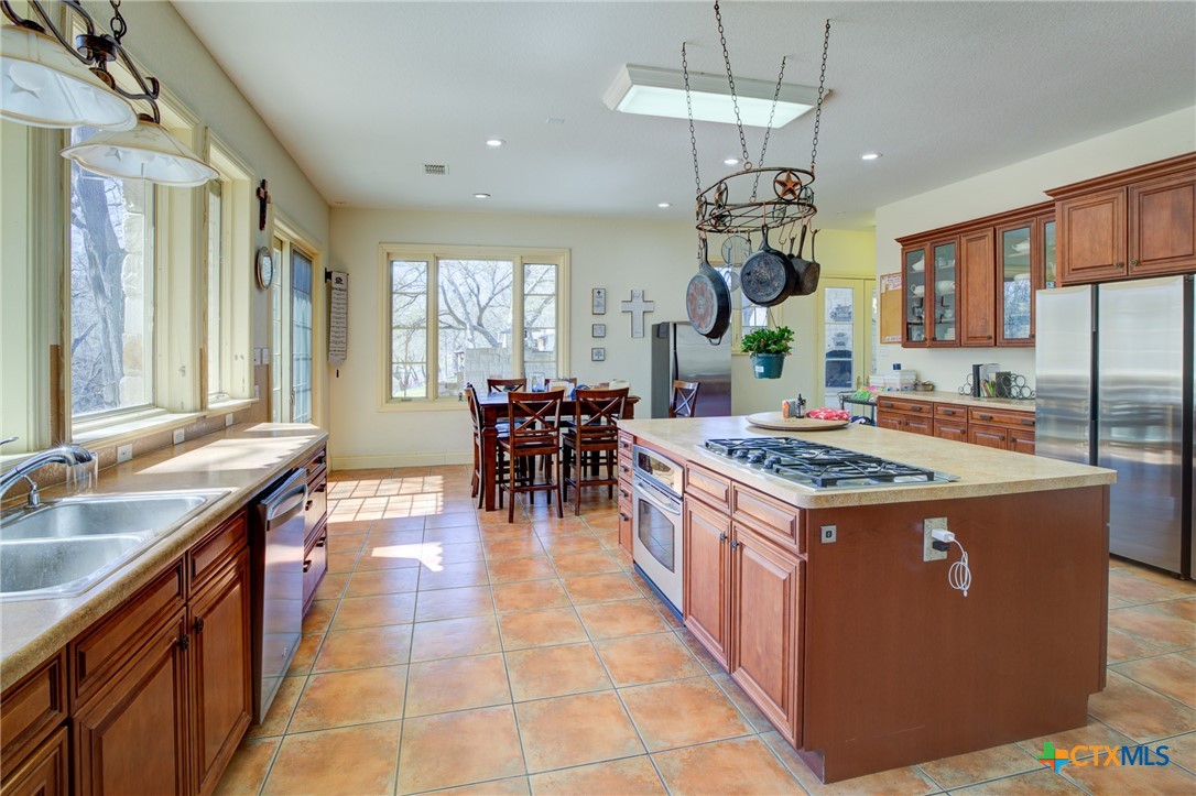 1684 Rocky River Property Photo 11