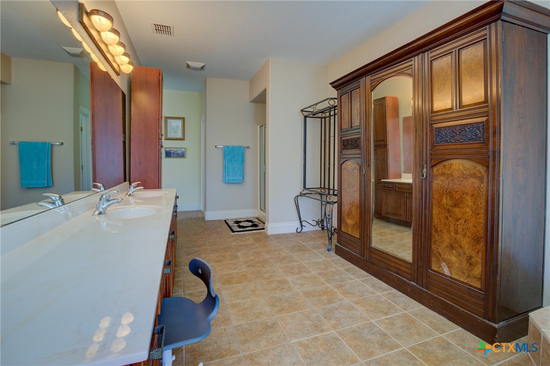 1684 Rocky River Property Photo 32