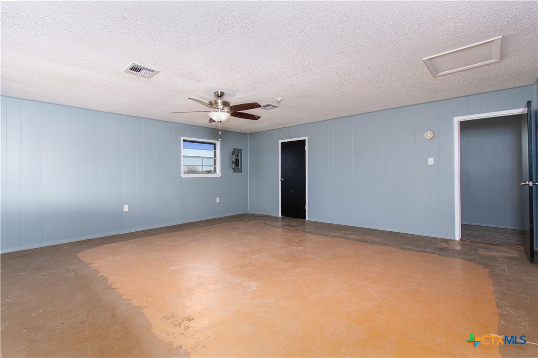 13031 Fm 2601 Property Photo 8