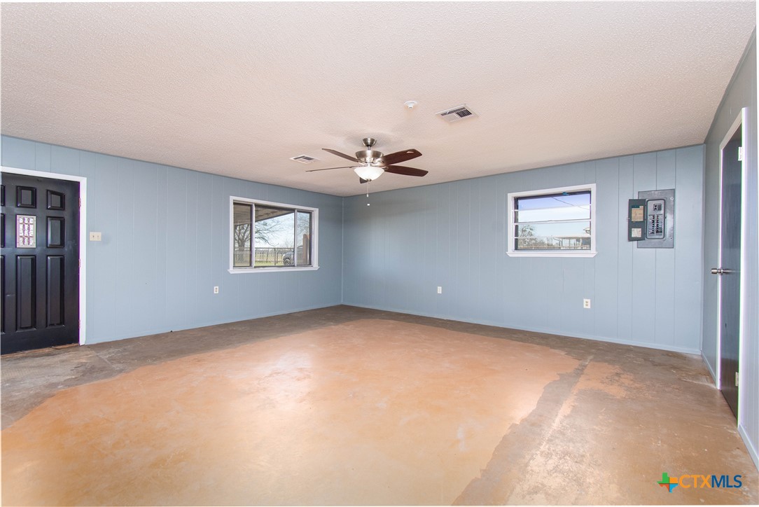 13031 Fm 2601 Property Photo 9