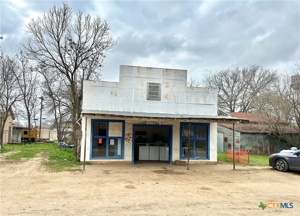 Waelder Isd Real Estate Listings Main Image