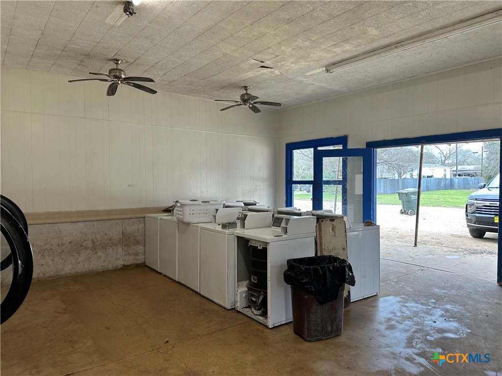 410 1st Street Property Photo 3