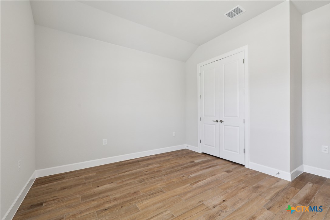 321 Sweeping Sage Lane Property Photo 18