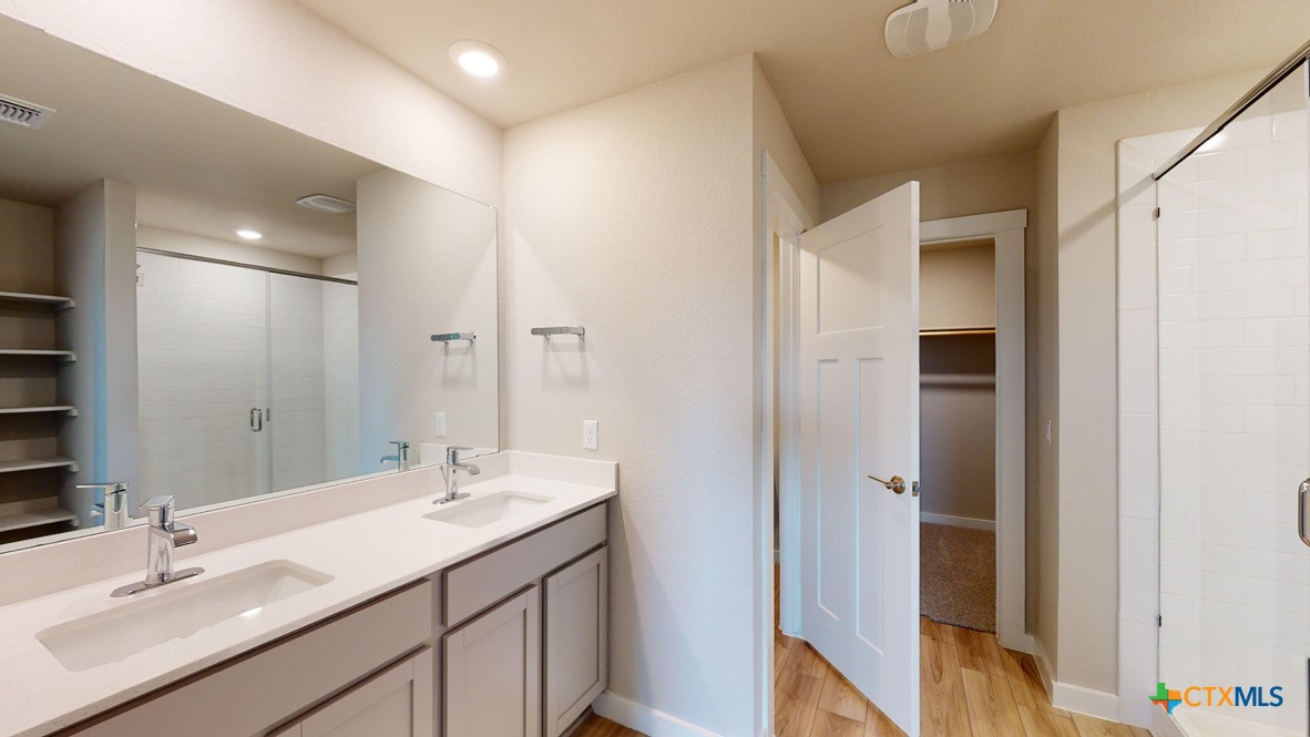 4010 Illian Cove Property Photo 16
