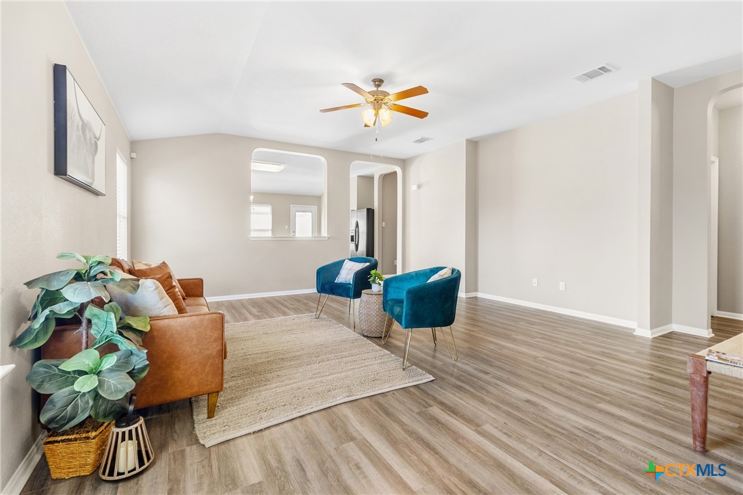 500 E Gemini Lane Property Photo 3