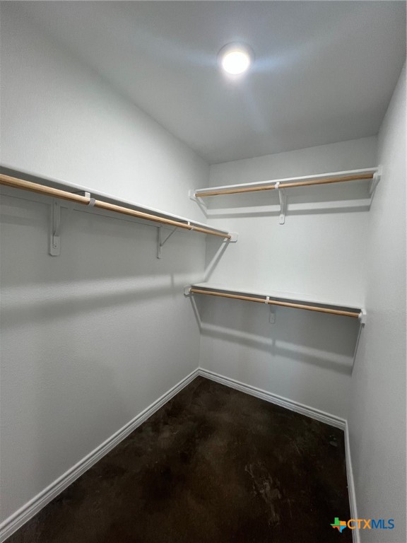 1077 Fieldstone Drive Property Photo 23