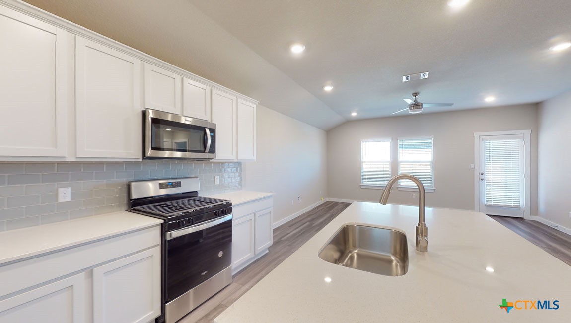 4017 Illian Cove Property Photo 5