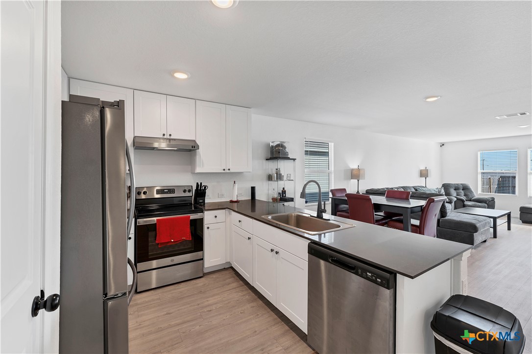 3817 Far Horizon Property Photo 4