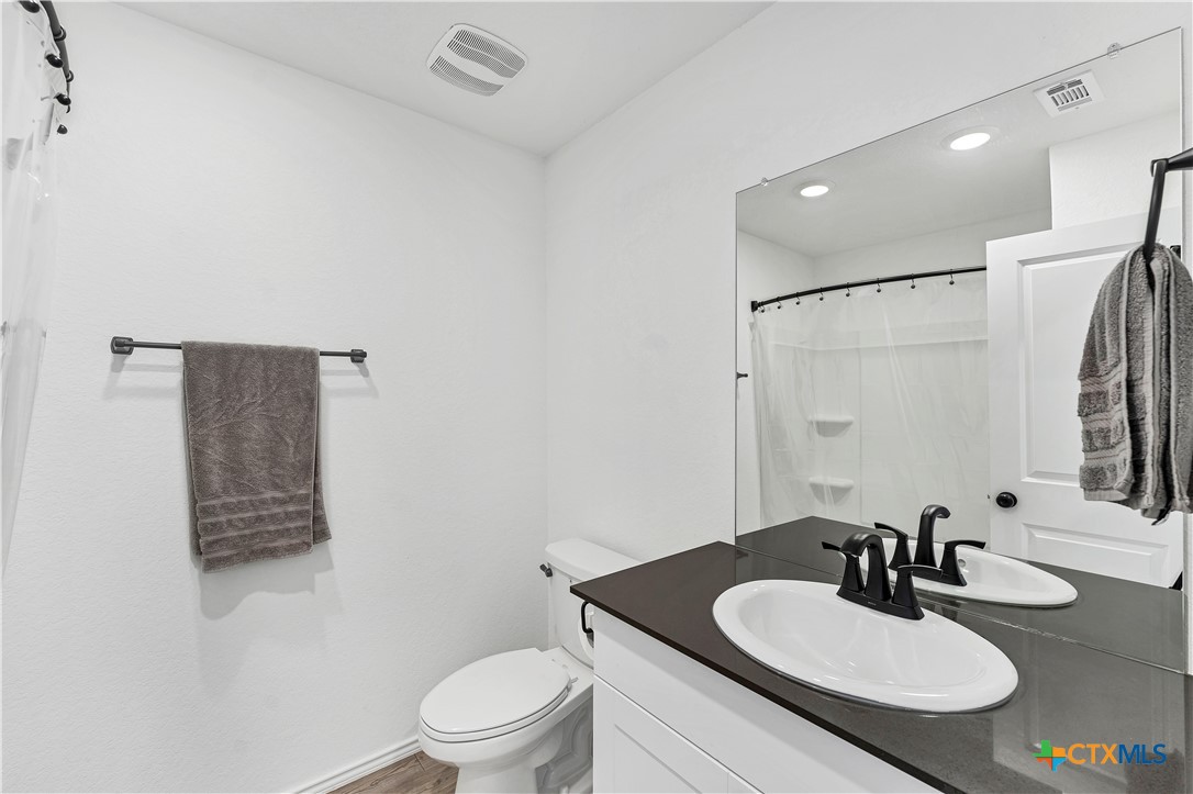 3817 Far Horizon Property Photo 13