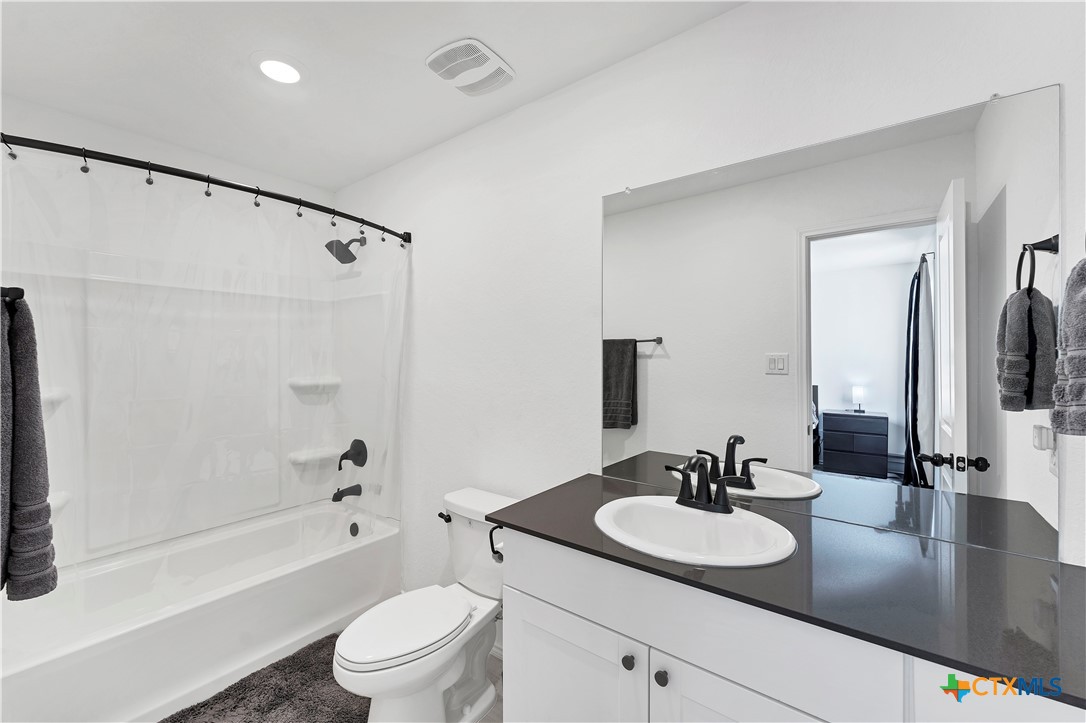 3817 Far Horizon Property Photo 17