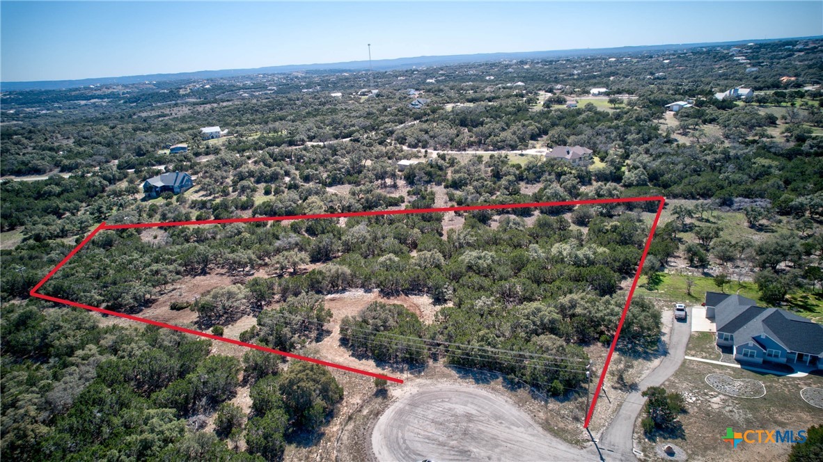 100 Sweet Clover Drive Property Photo 2