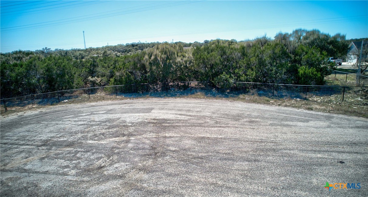 100 Sweet Clover Drive Property Photo 9
