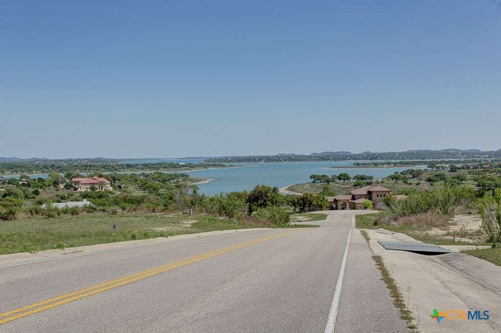 100 Sweet Clover Drive Property Photo 11