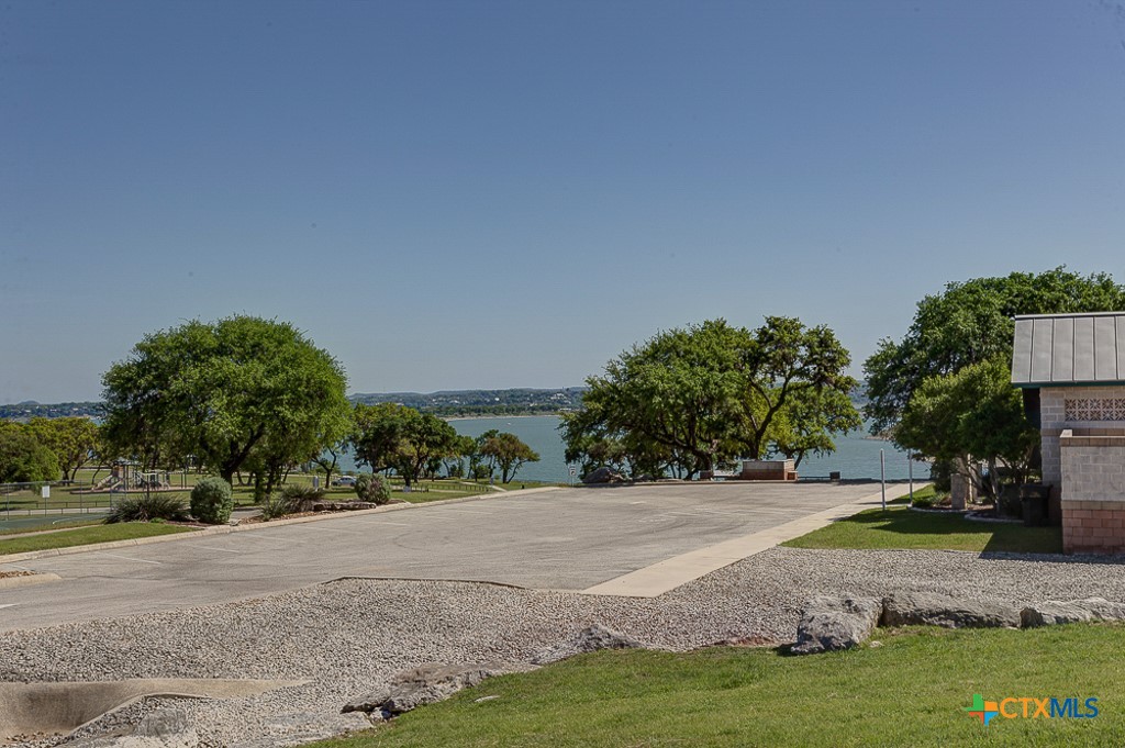 100 Sweet Clover Drive Property Photo 13