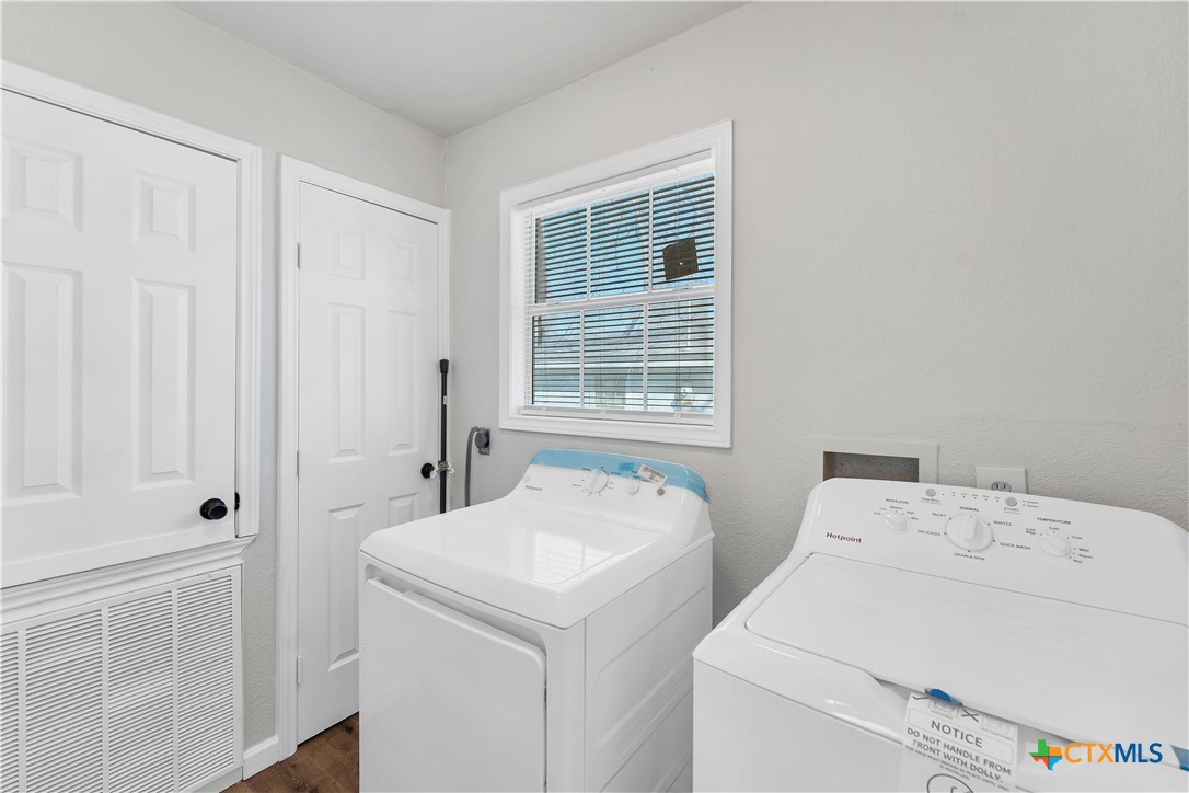 516 Tampico Street Property Photo 12