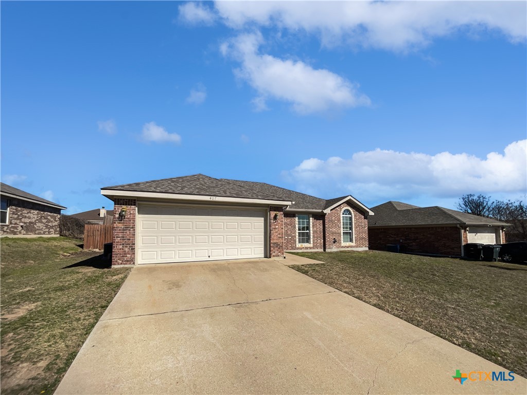 407 Viola Drive Property Photo 1
