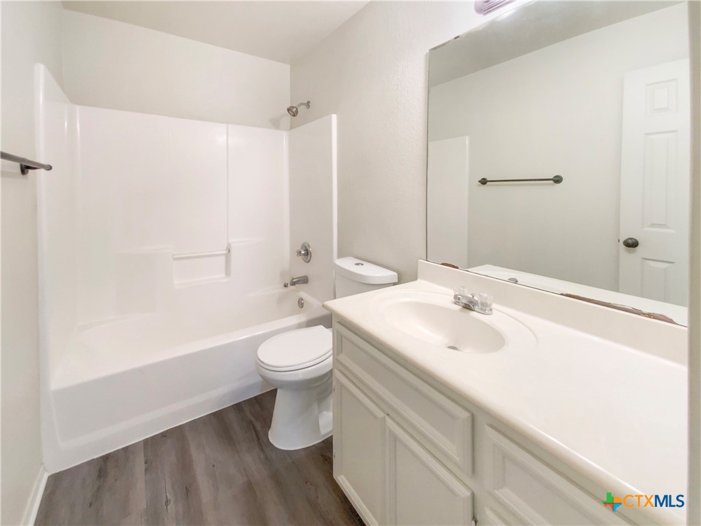407 Viola Drive Property Photo 13