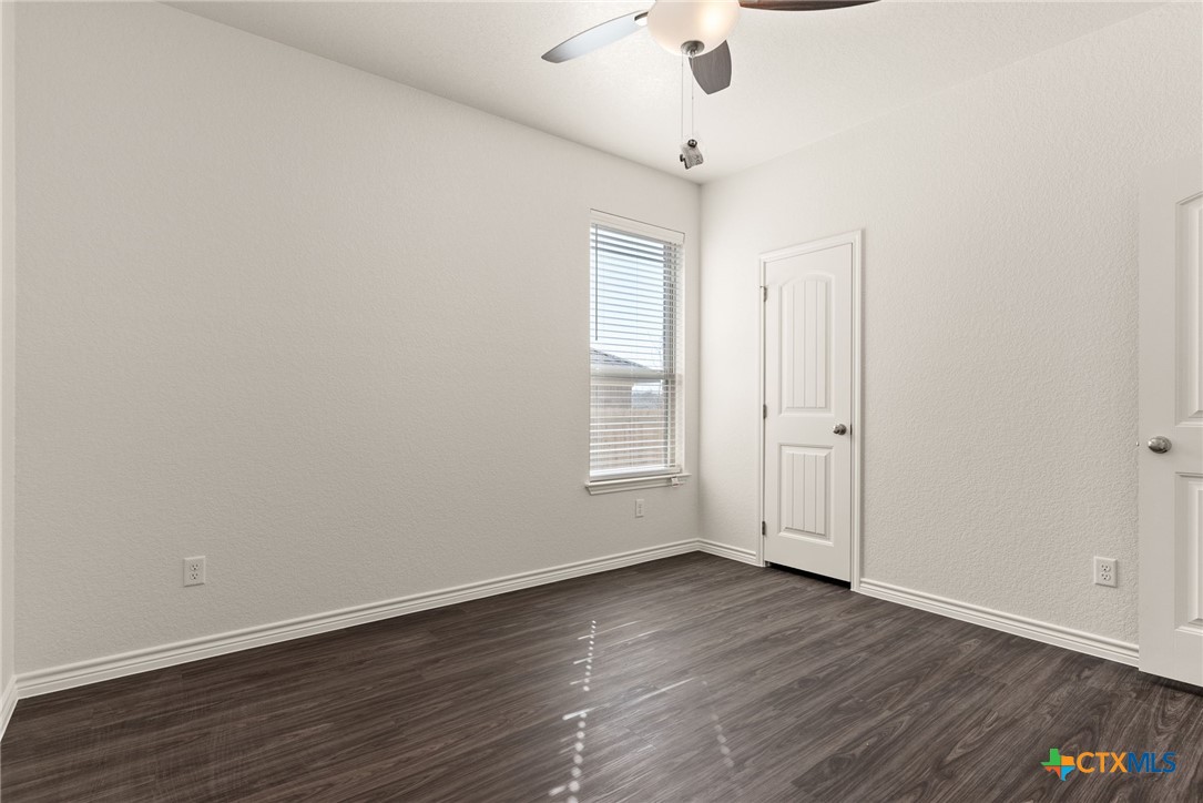 5205 White Rose Drive Property Photo 9