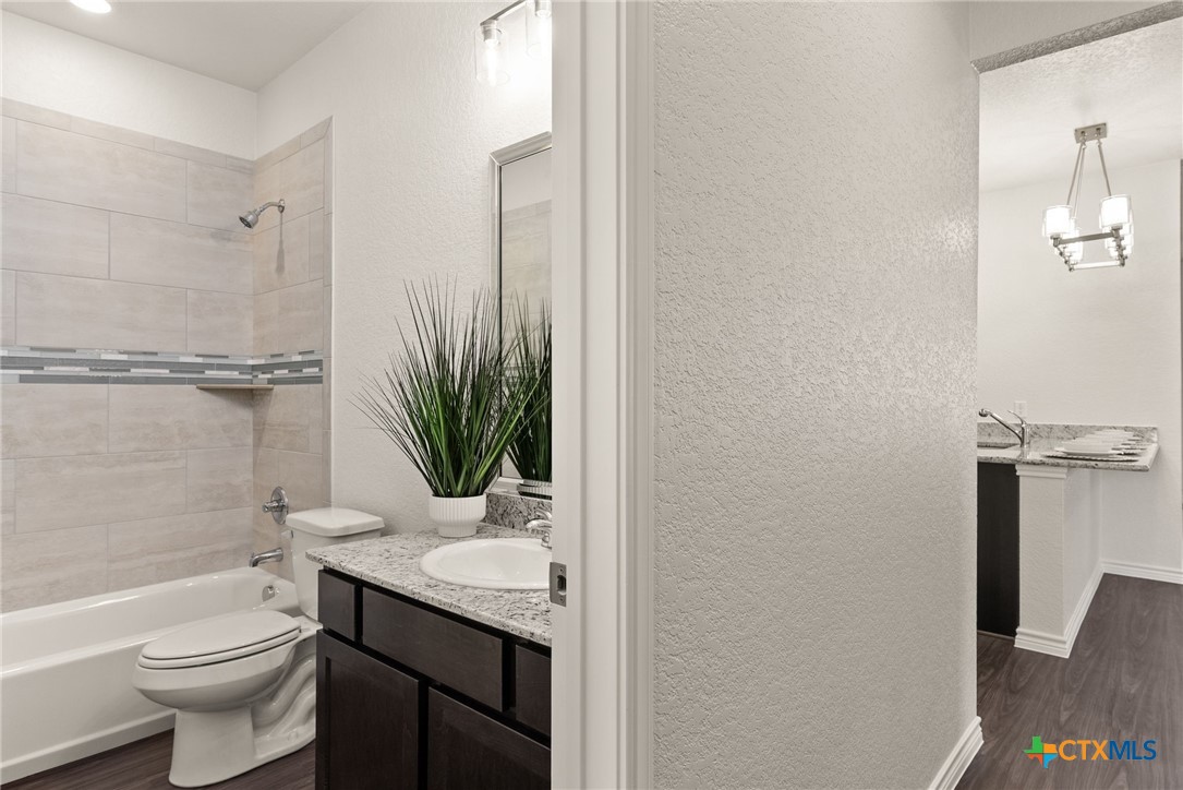 5205 White Rose Drive Property Photo 10