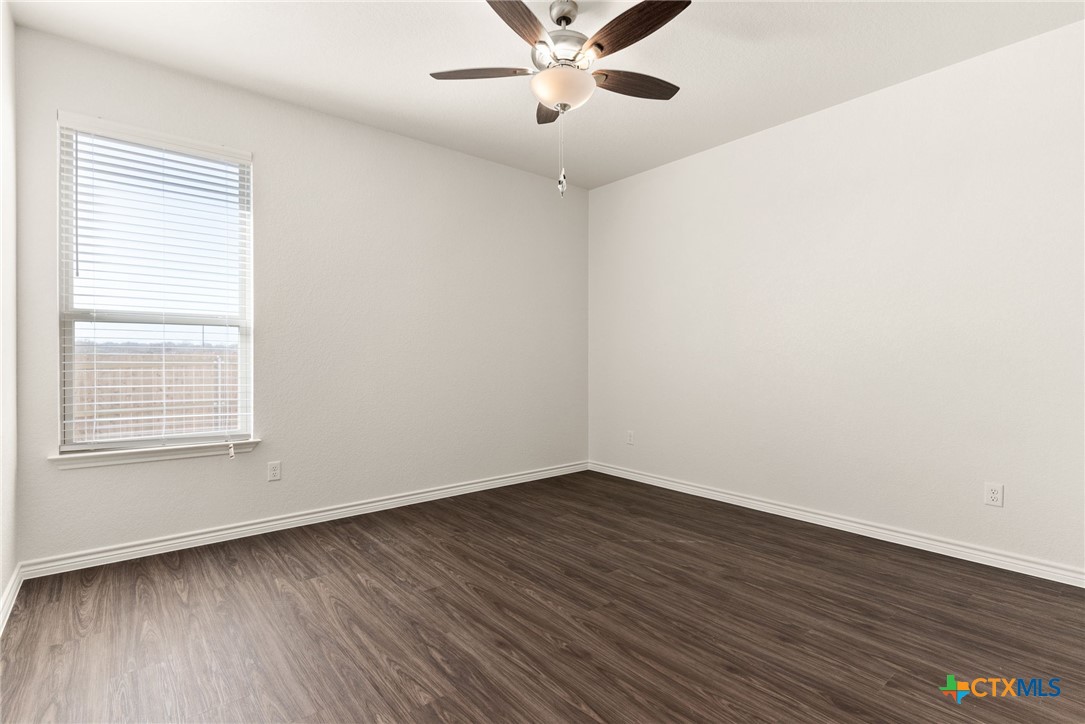 5205 White Rose Drive Property Photo 13