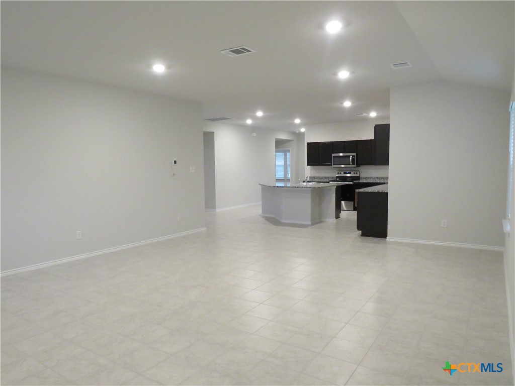 4003 Arafel Lane Property Photo 4