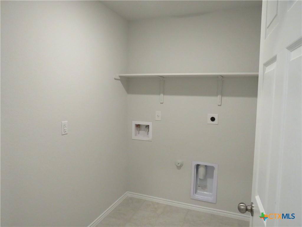 4003 Arafel Lane Property Photo 9