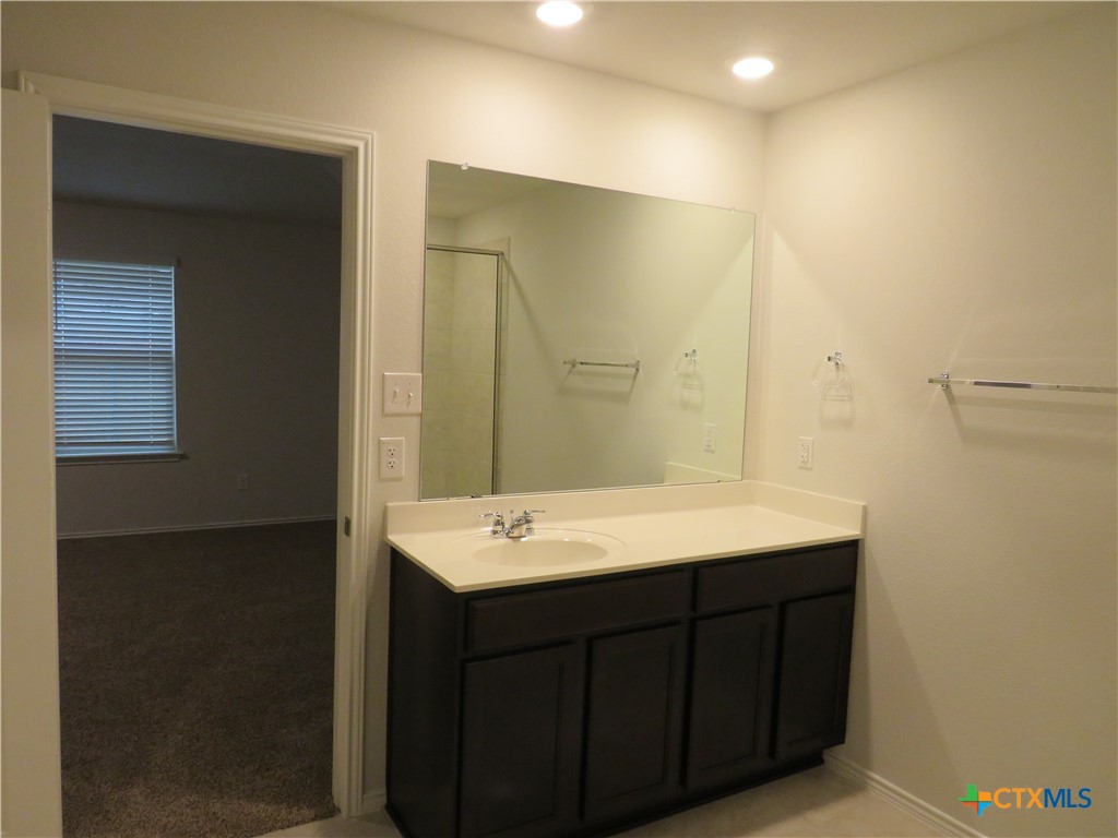 4003 Arafel Lane Property Photo 13